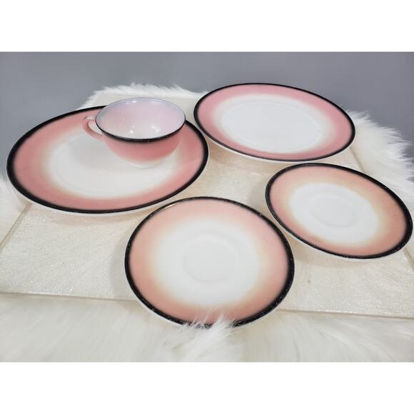 Hazel Atlas Mid Century Modern Ovide Pink Black White 9” Dinner Plate MCM Cup - Picture 1 of 10